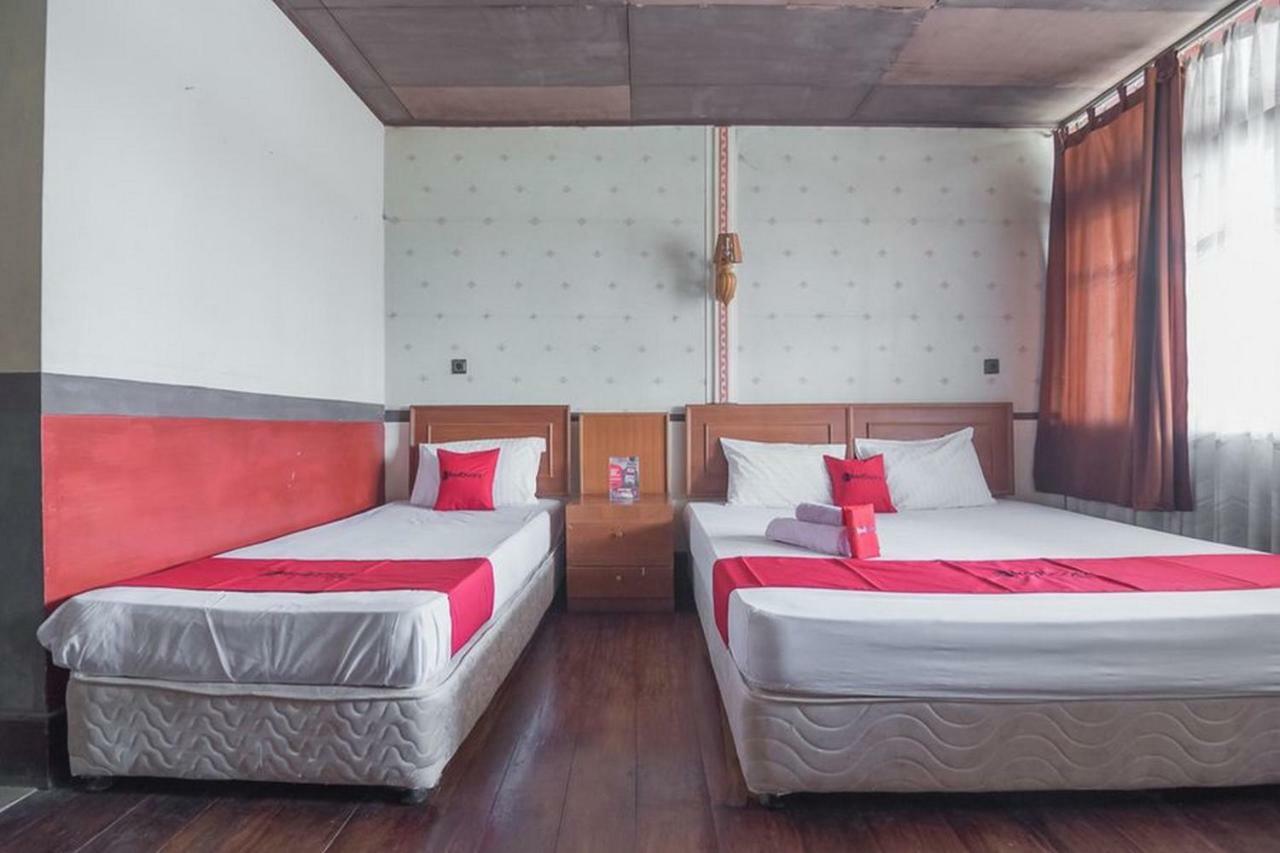 Reddoorz @ Maribaya Street Hotel Lembang Luaran gambar