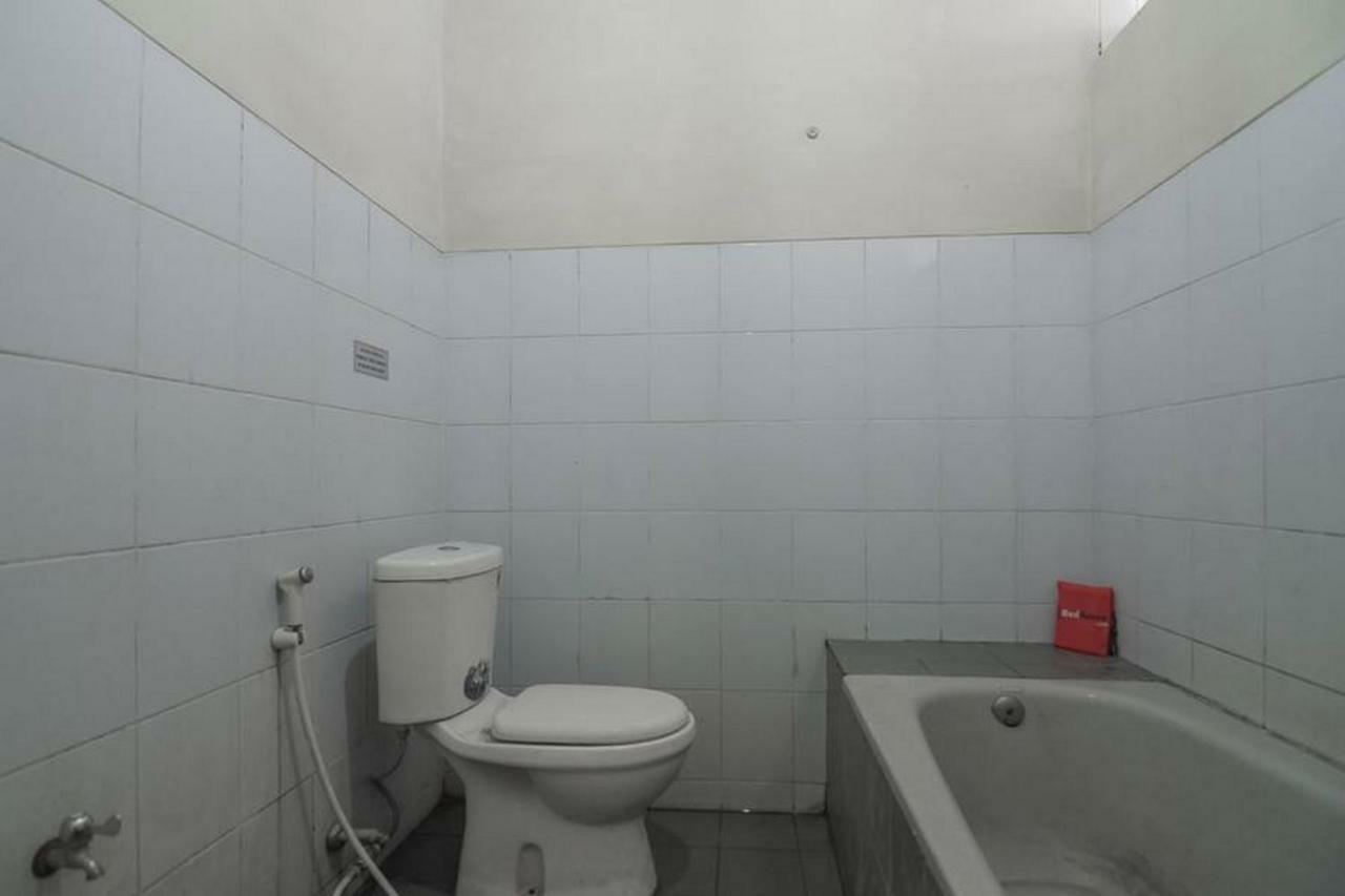 Reddoorz @ Maribaya Street Hotel Lembang Luaran gambar