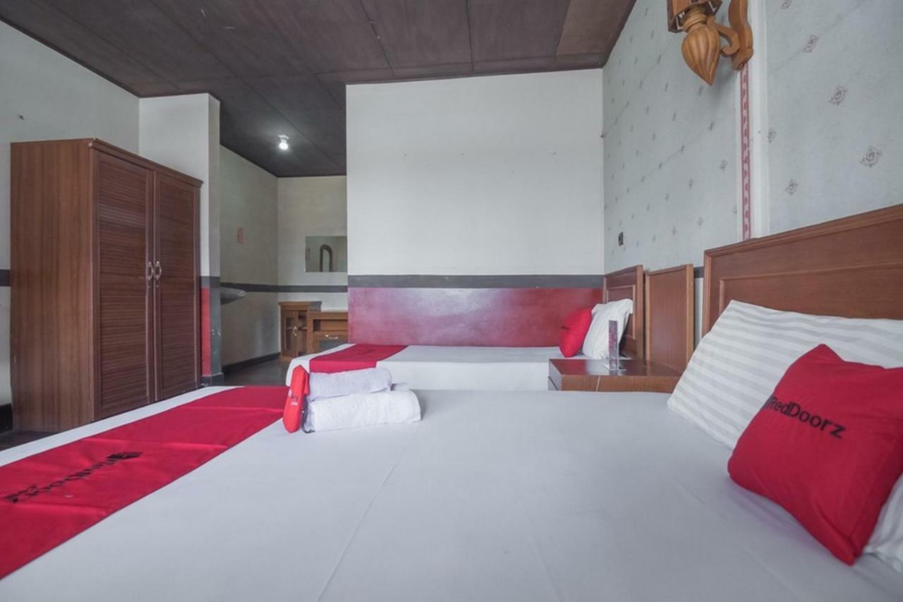 Reddoorz @ Maribaya Street Hotel Lembang Luaran gambar