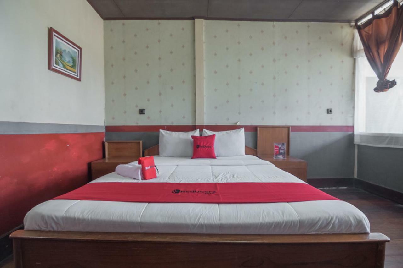Reddoorz @ Maribaya Street Hotel Lembang Luaran gambar