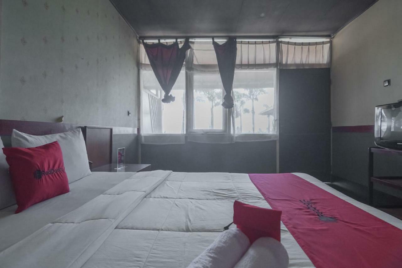 Reddoorz @ Maribaya Street Hotel Lembang Luaran gambar